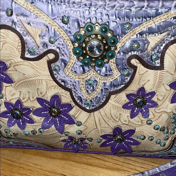 Cowgirl Trendy Elegant Floral Embellished Shoulder Bag - Picture 13 of 13